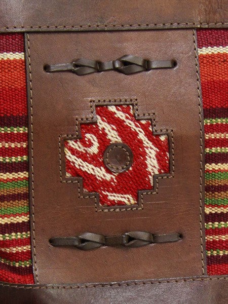 Pelletteria-artigianale-intreccio-in-cuoio