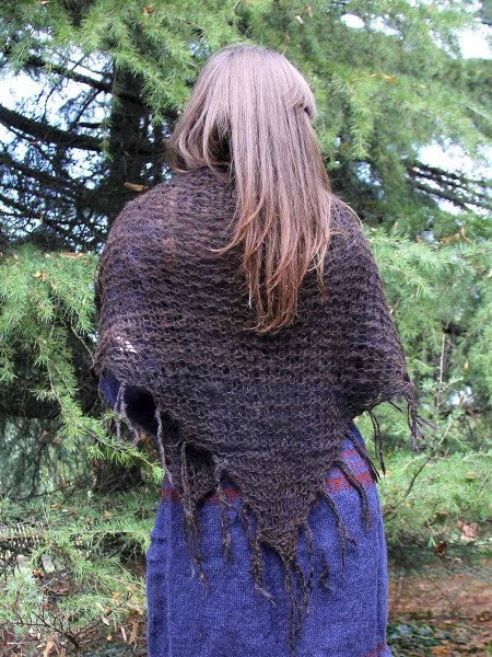 Scialli-da-donna-stile-minimalista-Milonga