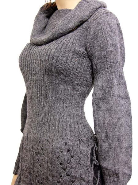 vestido-de-punto-con-cuello-largo