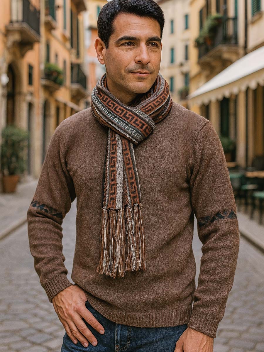Maglione elegante uomo scollo rotondo Maglione elegante uomo con sciarpa in lana naturale – perfetto per l’inverno