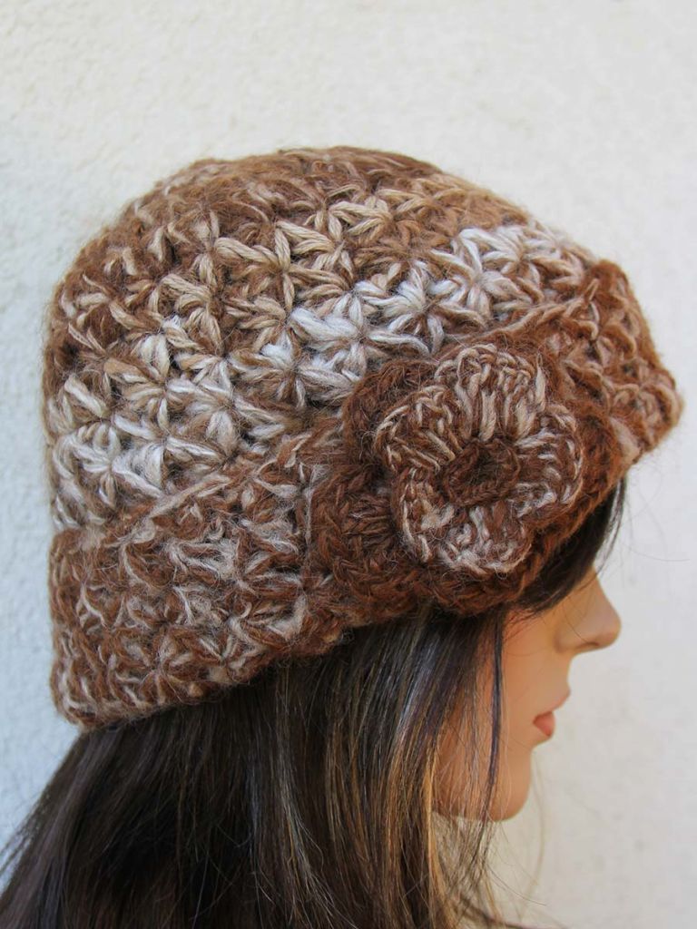 cappelli all uncinetto da donna