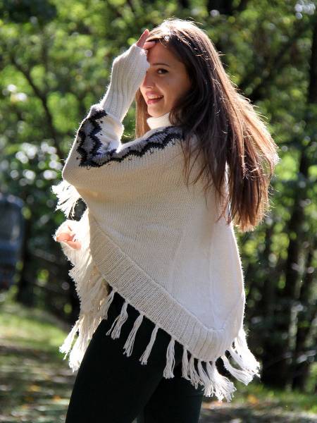 Poncho di lana di alpaca New Triangolo