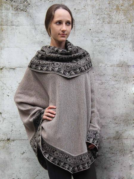 Poncho elegante in baby alpaca Aiko
